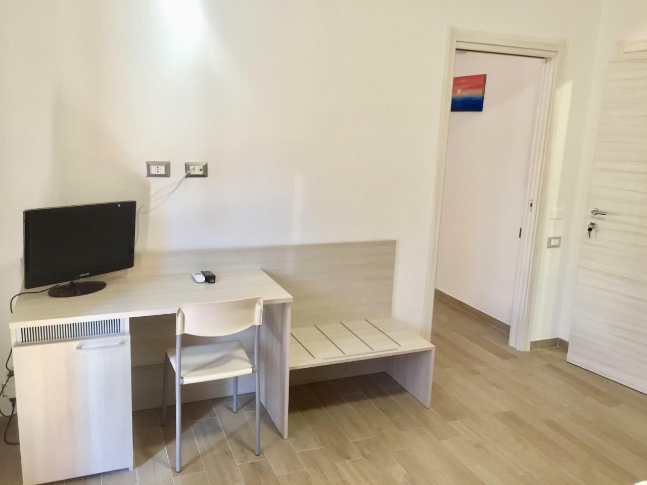 Il Viaggiatore Via Rimini Serapo Gaeta Ngoại thất bức ảnh